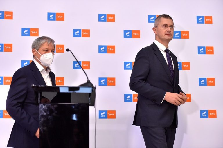 ULTIMA ORĂ Guvernul USR propus de Dacian Cioloș, înfrângere usturătoare în Parlamentul României