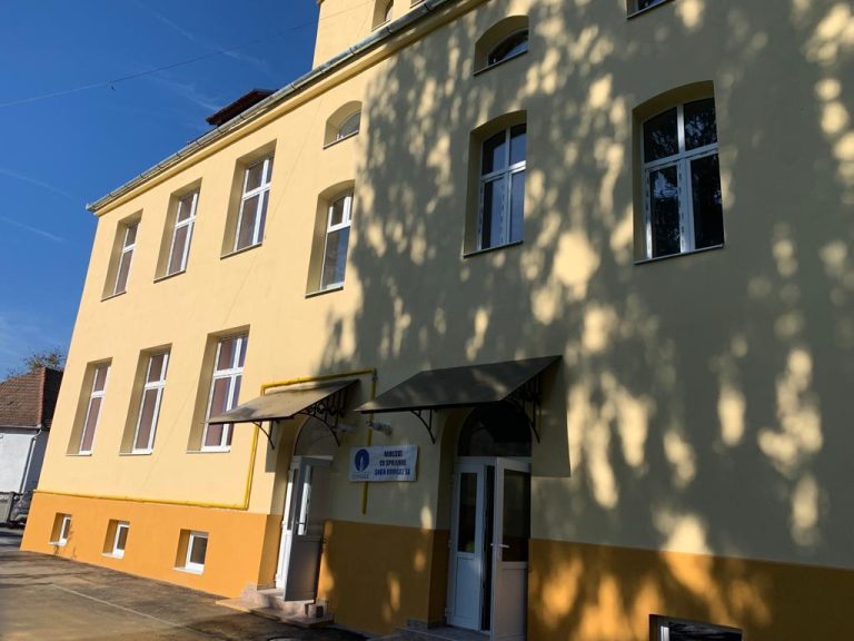 FOTO Lucrări finalizate la o unitate de învăţământ din Mediaş