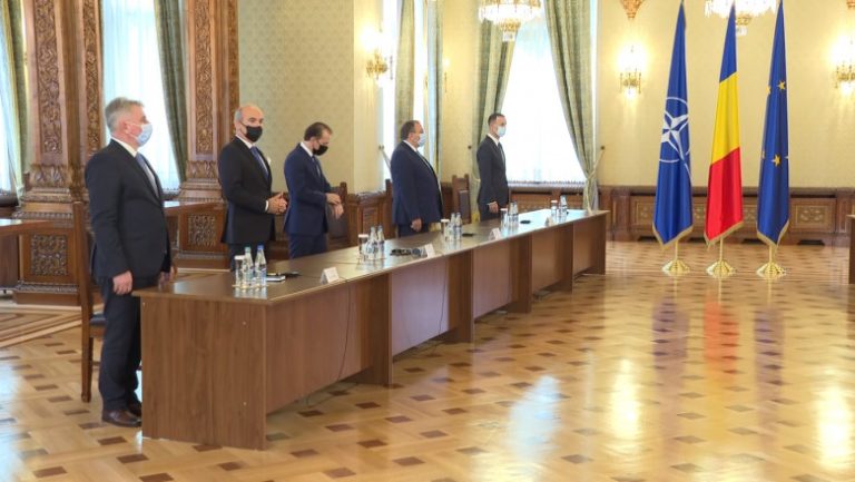 România în criză: Klaus Iohannis a început consultările, dar PNL nu a propus un premier. „Nu avem majoritate”