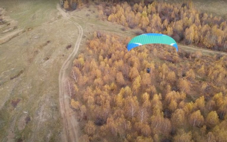 VIDEO Campionat de parapantă, organizat de cluburile din Sibiu. Urmează Campionatul European, de anul viitor