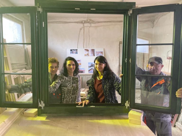 „Transylvanian Crafts”, atelierul ce redă magia lemnului