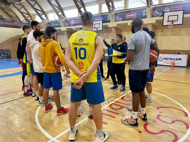 Dan Fleşeriu a plecat de la BC CSU Sibiu. Miguel Angel Hoyo e noul principal al sibienilor