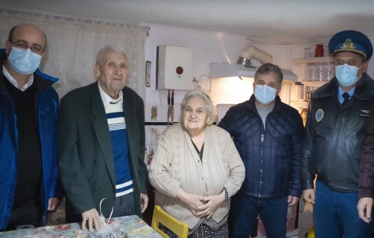 FOTO Daruri pentru veteranii de război şi văduvele veteranilor de război din Mediaş