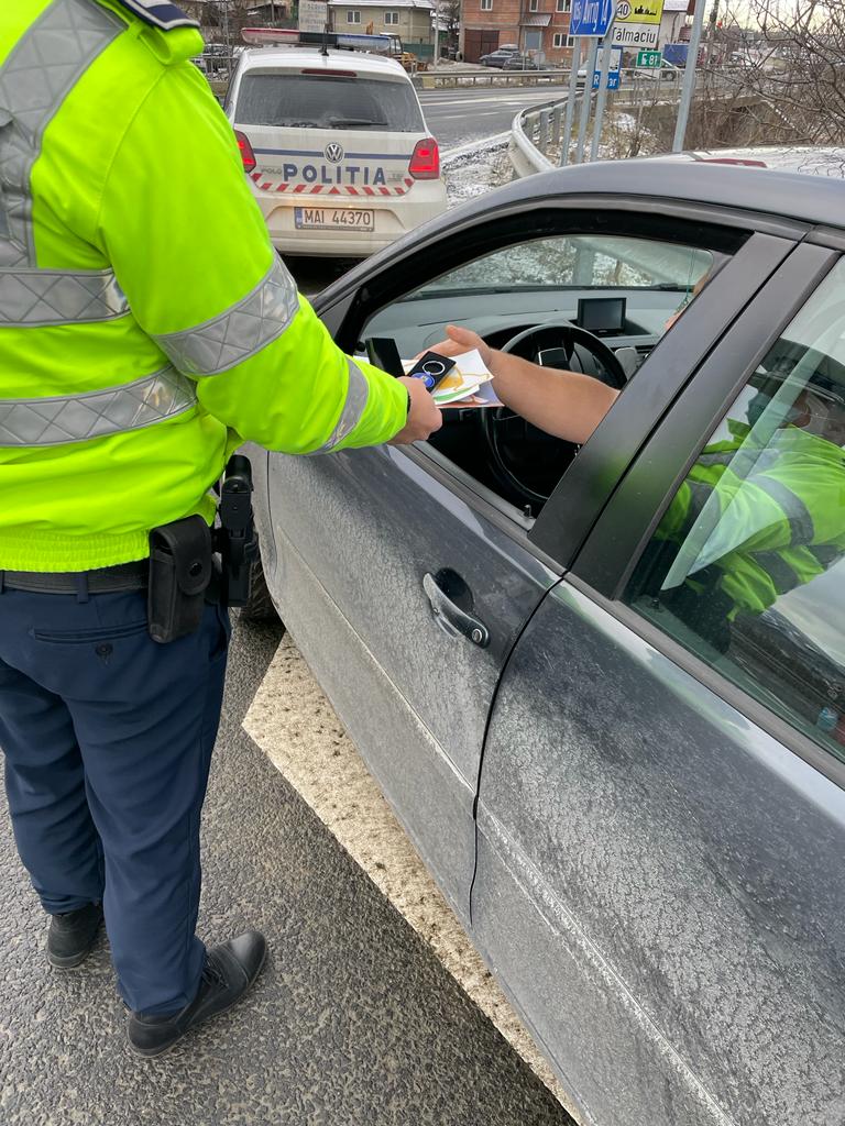 Elevii și șoferii, informați despre consecințele consumului de droguri și alcool