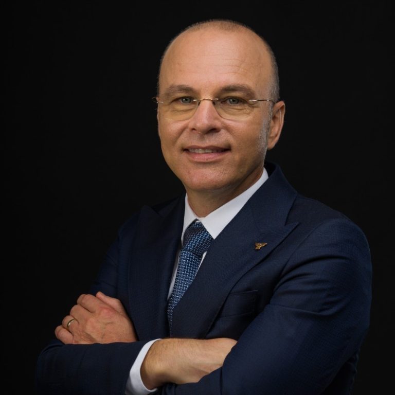 Cum au creat românii în pandemie un nou nou miliardar