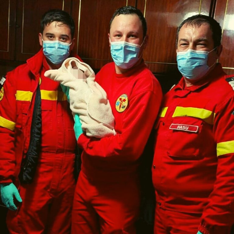 Echipaj SMURD Sibiu asistare nastere Sibiu