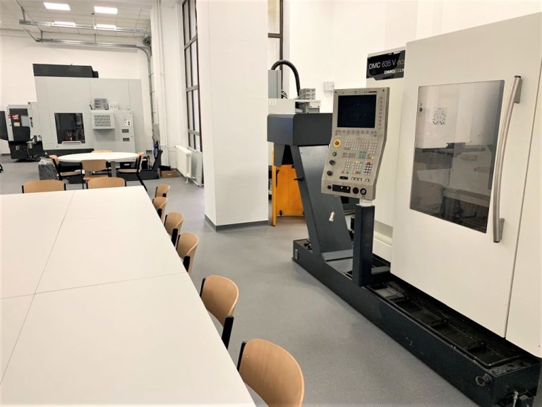 Investiție de peste 2 milioane de lei într-un laborator al Facultății de Inginerie