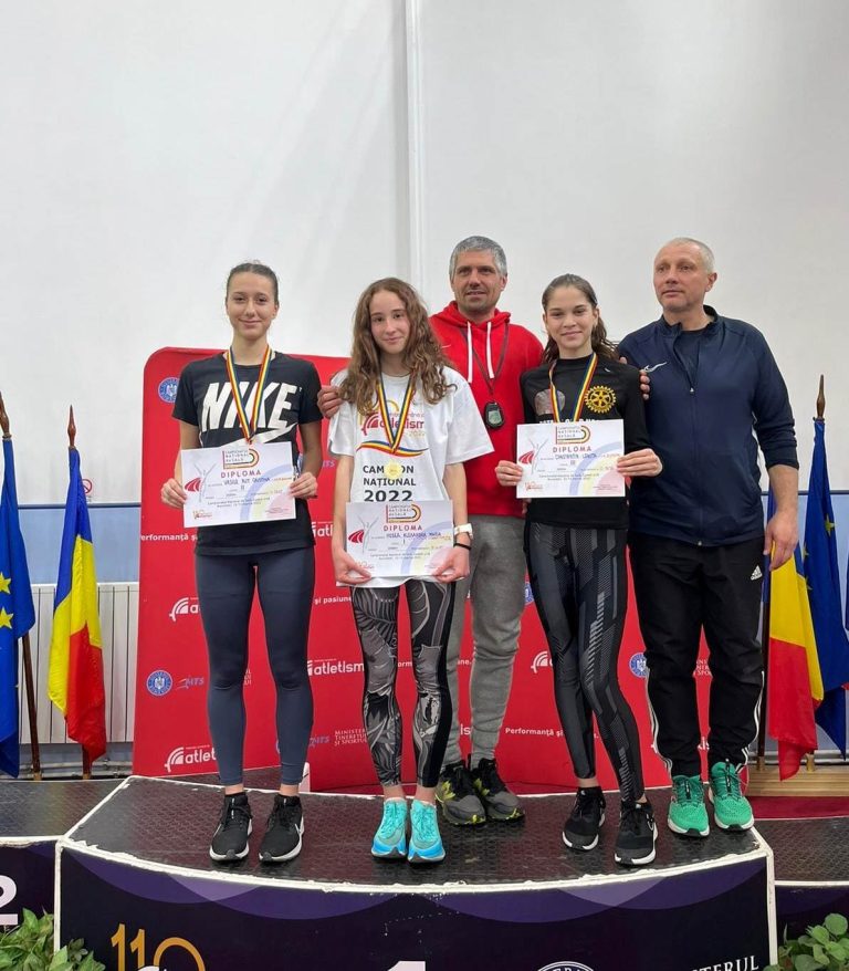 Alexandra Hudea, campioană și vicecampioană națională la 1.500 și 3.000 de metri