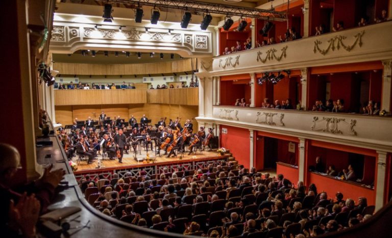 Fonduri de la Guvern pentru principalele instituţii de cultură sibiene. Aproape 13 milioane de lei