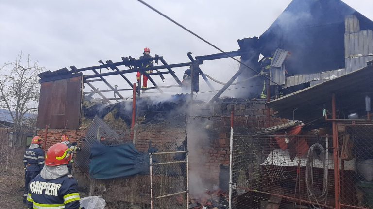 VIDEO – Avertisment ISU Sibiu: „Nu lăsa mâncarea nesupravegheată. Chiar și câteva minute de neatenție pot duce la incendii”