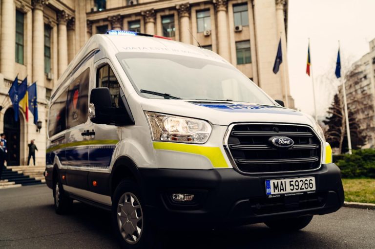 Trei răniți într-un accident rutier produs între Orlat și Cristian