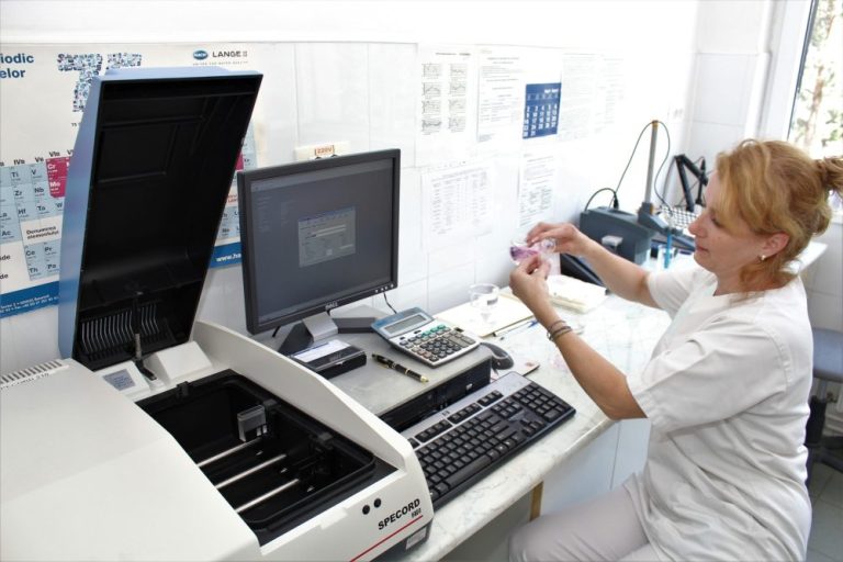 APĂ CANAL SIBIU  S.A. angajează:   LABORANT  CHIMIST