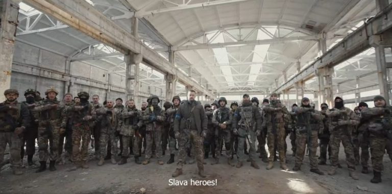 VIDEO Presa din Rusia anunță predarea tuturor soldaților din Azovstal, „aproape 1000 de persoane”, și eliberarea combinatului
