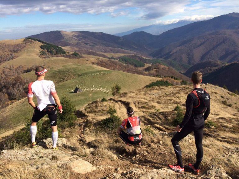 Urme pe Play nu lasă urme pe plai