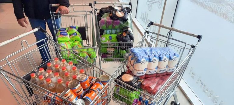 Alimente din Copșa Mică pentru refugiații din Ucraina