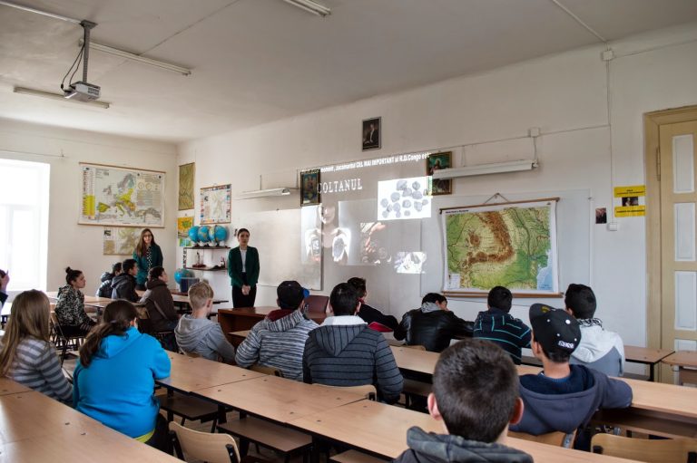 Viitorii absolvenți ai claselor a VIII-a pot fi “liceeni pentru o zi” la “Axente Sever” Mediaș