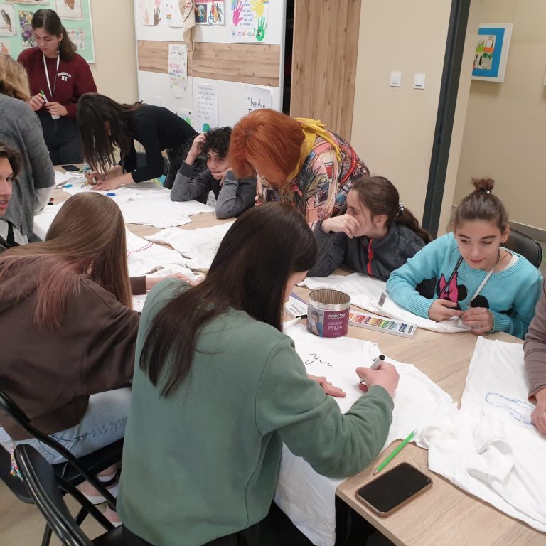 Elevii CSEI Turnu Roșu au învățat cum să gestioneze banii