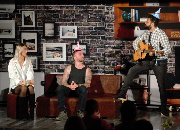 „O femeie împărțită la 2”, la Casa de Cultură Cisnădie