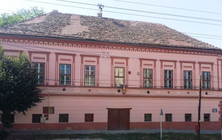 Aproape 4 milioane de lei pentru reabilitarea şi modernizarea Şcolii Gimnaziale din Ighişu Nou