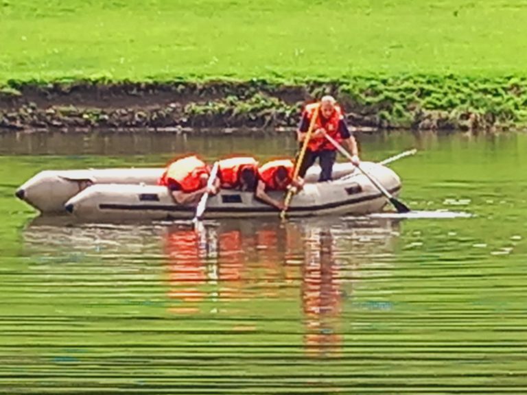 Trupul bărbatului care s-a înecat în lacul din Târnava a fost descoperit luni după amiaza