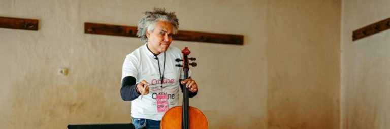 EDITORIAL. Respect, Makcim Fernandez Samodaiev! A luat atâta…, încât are de unde să dea „la toți”