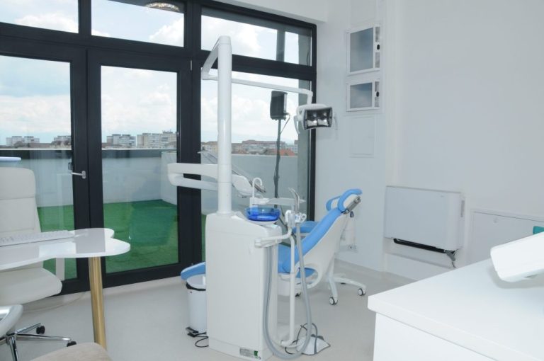 Ministerul Sănătății închide clinica stomatologică unde a murit fetița de 2 ani și aplică o amendă de 100.000 de lei. Dosarul a fost trimis la Parchetul General