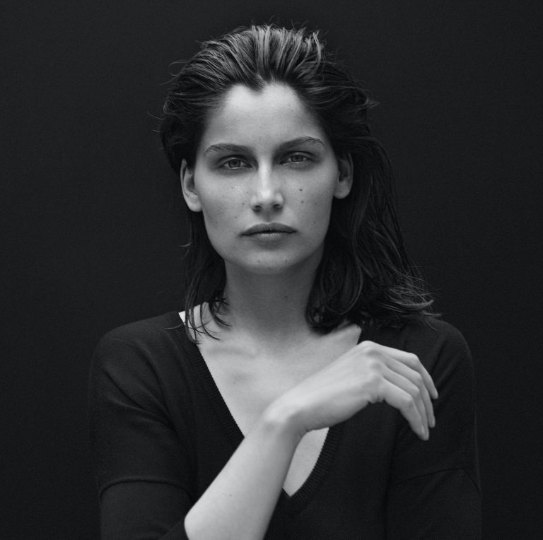 Premieră în România, la FITS: întâlnire cu celebra actriță Laetitia Casta