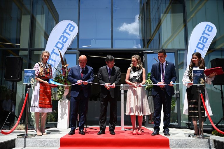 Centrul NTT DATA din Sibiu, inaugurat în cadrul ceremoniei de deschidere a Festivalului Internațional de Teatru