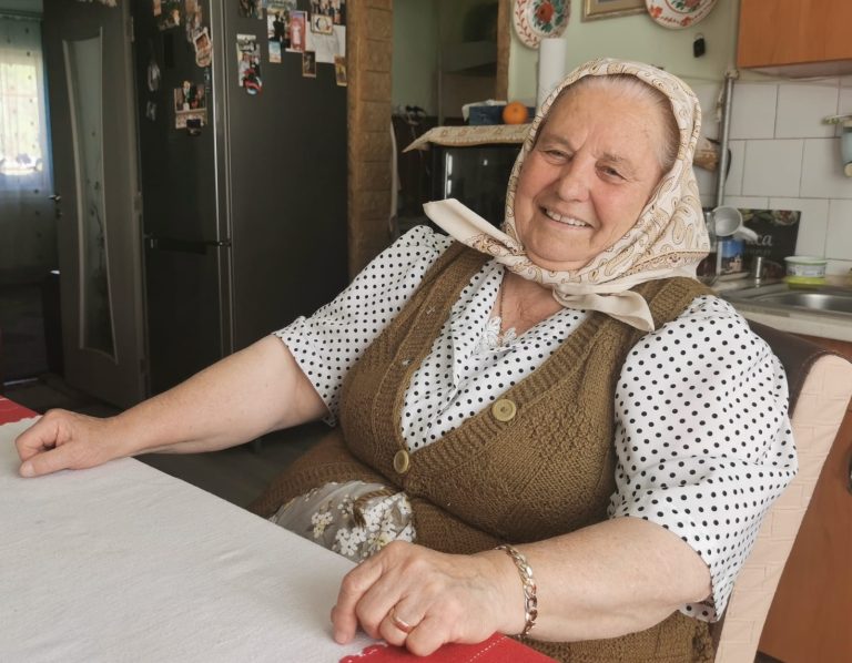 EXCLUSIV Tanti Lenuța de la Chinteni, bunica lui Mircea Bravo, se confesează pentru Sibiu 100%