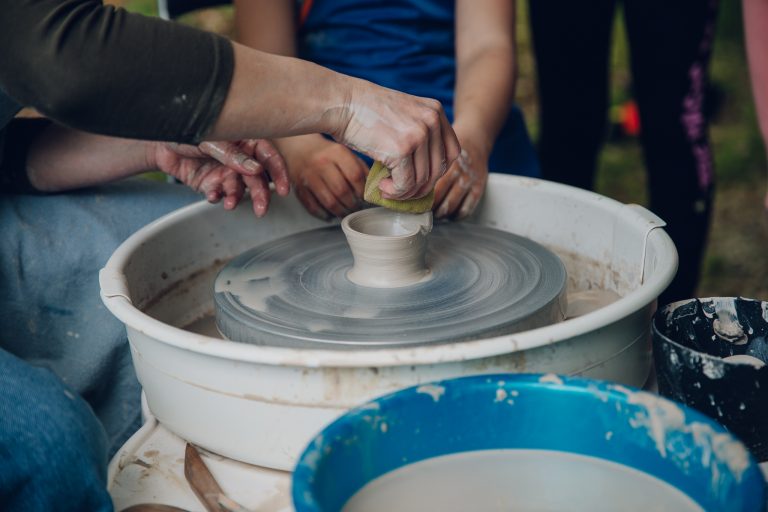 Școala continuă în această vară în Muzeul din Dumbrava Sibiului