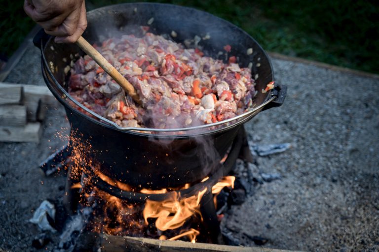 Bucate tradiționale maghiare, tot weekendul, în Muzeul ASTRA