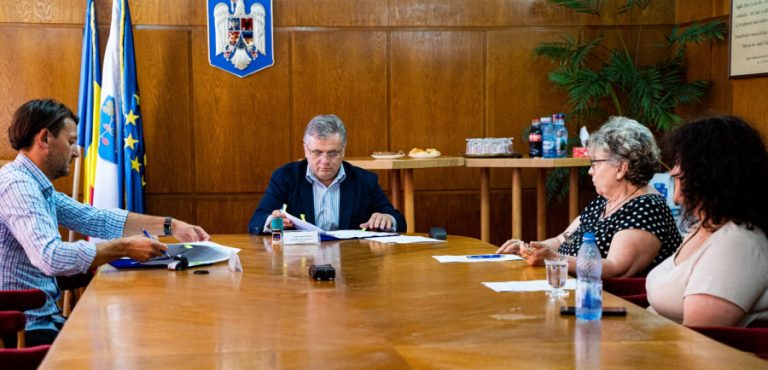 Primăria Mediaș a semnat contractele de construire pentru centru medico-social