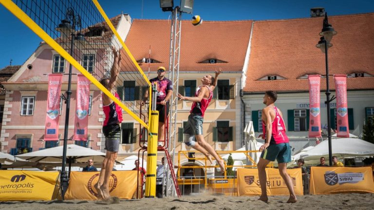 Sibiu Sands, turneul de volei pe plajă organizat în centrul Sibiului