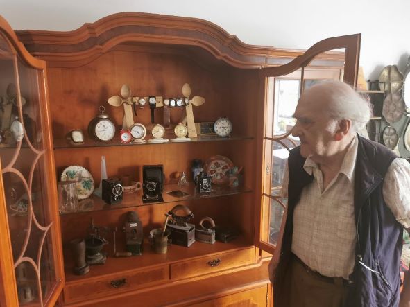 „Singurătatea îmi ţine de urât”