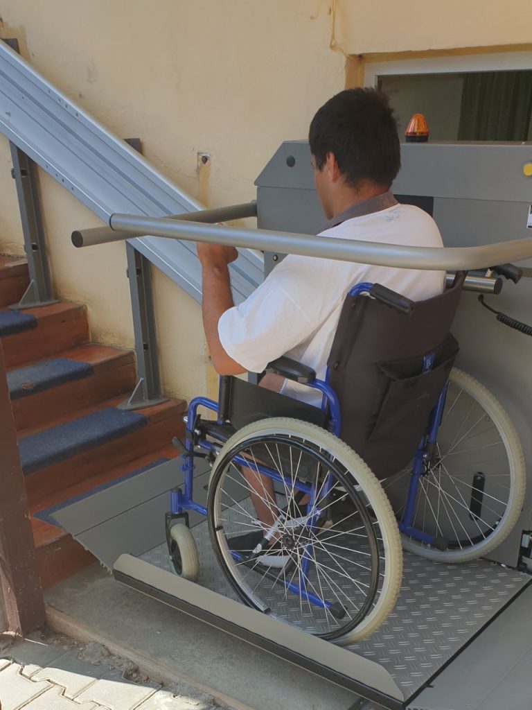 Elevator pentru beneficiarii centrului pentru persoane cu dizabilități Biertan