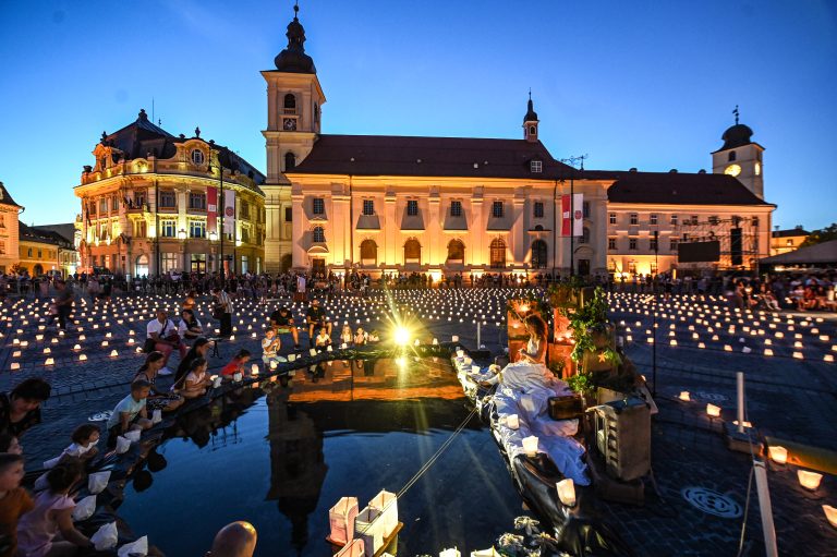 Start spectaculos la FITS 2024: Corul „Madrigal – Marin Constantin” în gala de deschidere