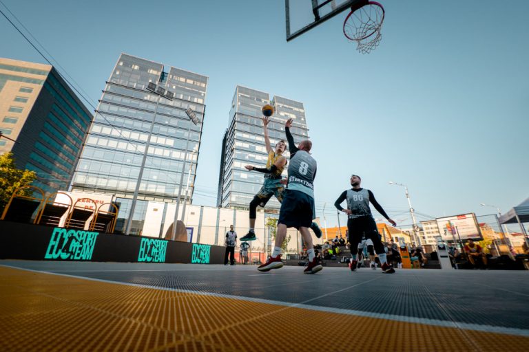 Înscrieri pentru a 10-a ediție Sibiu Streetball, competiție care se desfășoară pe terenul de baschet 3×3 „Elemer Tordai”, între 23-24 iulie