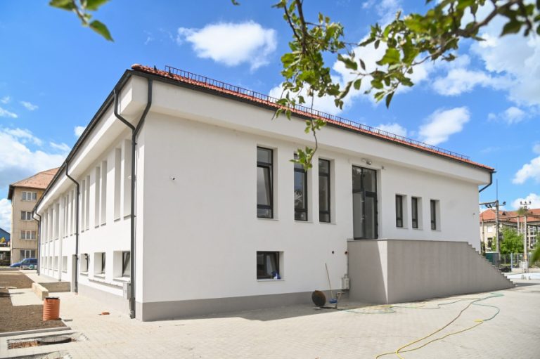 Noua creșă din cartierul Vasile Aaron este aproape gata