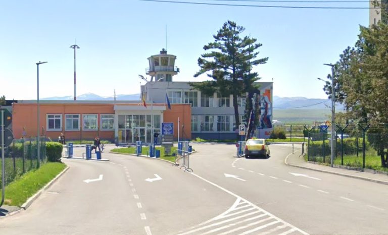 Vechiul aeroport din Sibiu se demolează. Consiliul Județean îl scoate din domeniul public al județului