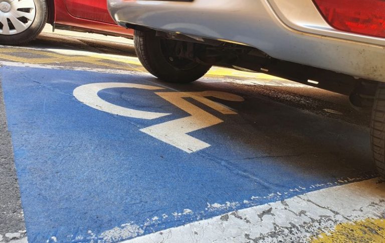 Transport gratuit interurban pentru persoanele cu dizabilități. 14872 de beneficiari, în Municipiul Sibiu