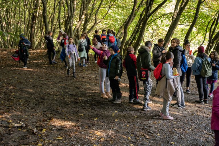 VIDEO: Prietenul la curățenie se cunoaște. Mii de medieșeni așteptați, sâmbătă, la „Let’s Do It, România!”
