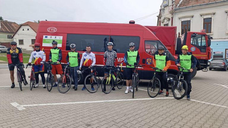 FOTO Pompierii sibieni s-au alăturat Ștafetei Copacului Păcii