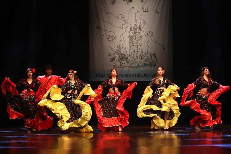 Sibiul dansează în weekend. De la balet modern, la cabaret și momente tribale