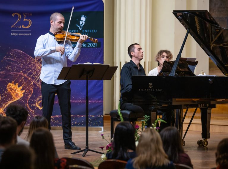 Concursul Internațional „George Enescu”, de mâine la Sibiu: recitaluri și lansare de album cu muzica marelui compozitor