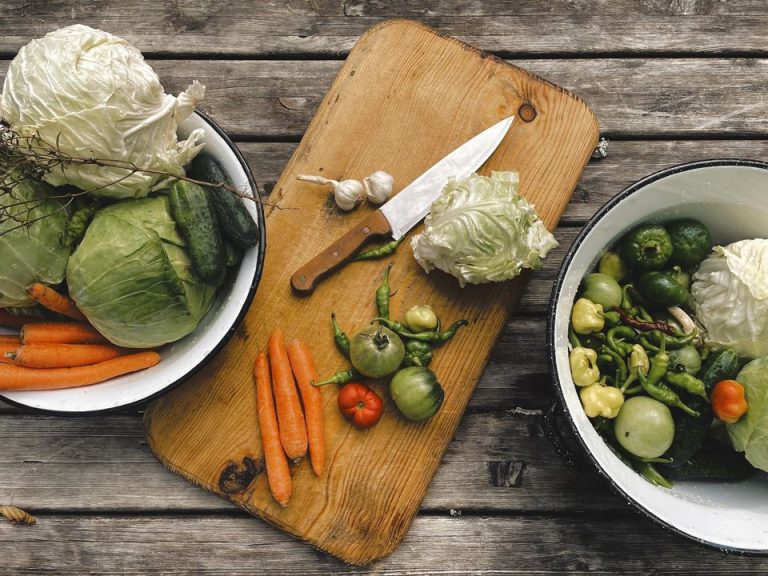 Muzeul ASTRA pune conserve pentru iarnă