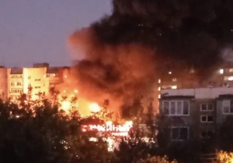 Crește riscul unui război nuclear între Rusia și Statele Unite