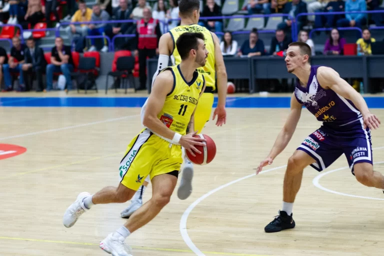Regal pentru iubitorii de baschet: BC CSU Sibiu întâlnește Rapid București