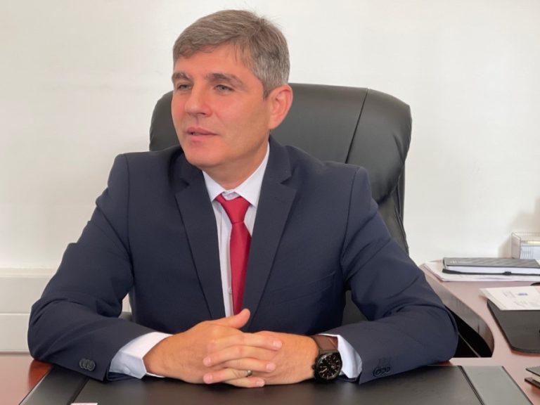 Rectorul Universității Lucian Blaga din Sibiu le mulțumește profesorilor de Ziua Educației