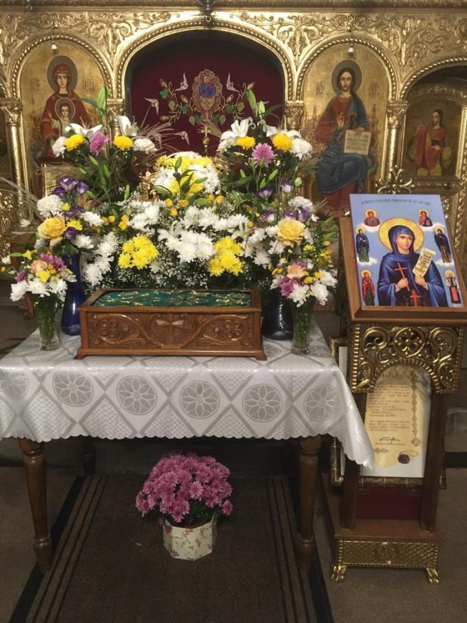 Veşmântul Sf. Parascheva, la Biserica „Sf. Luca” din strada Lungă