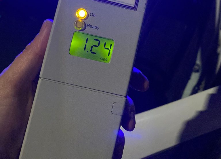 Mai mulți șoferi descoperiți băuți la volan în județ